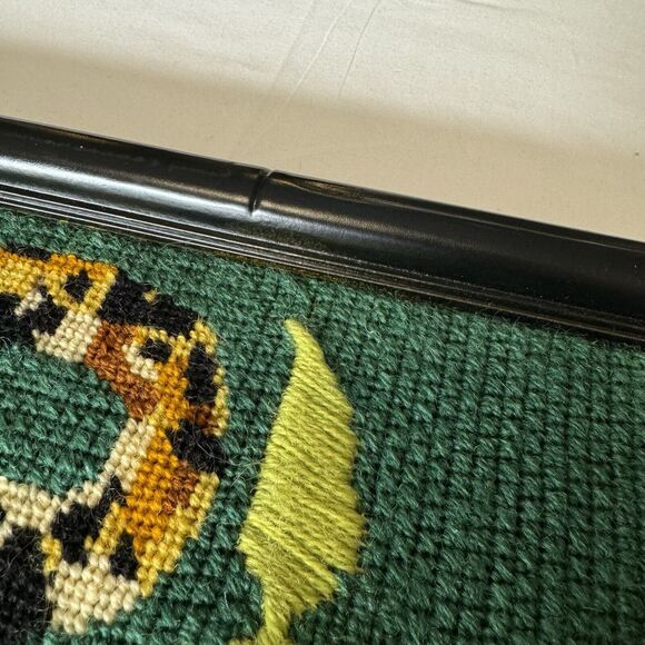 Vintage Leopard Needlepoint Black Bamboo Type Frame Green Hollywood Regency Art - Picture 14 of 16